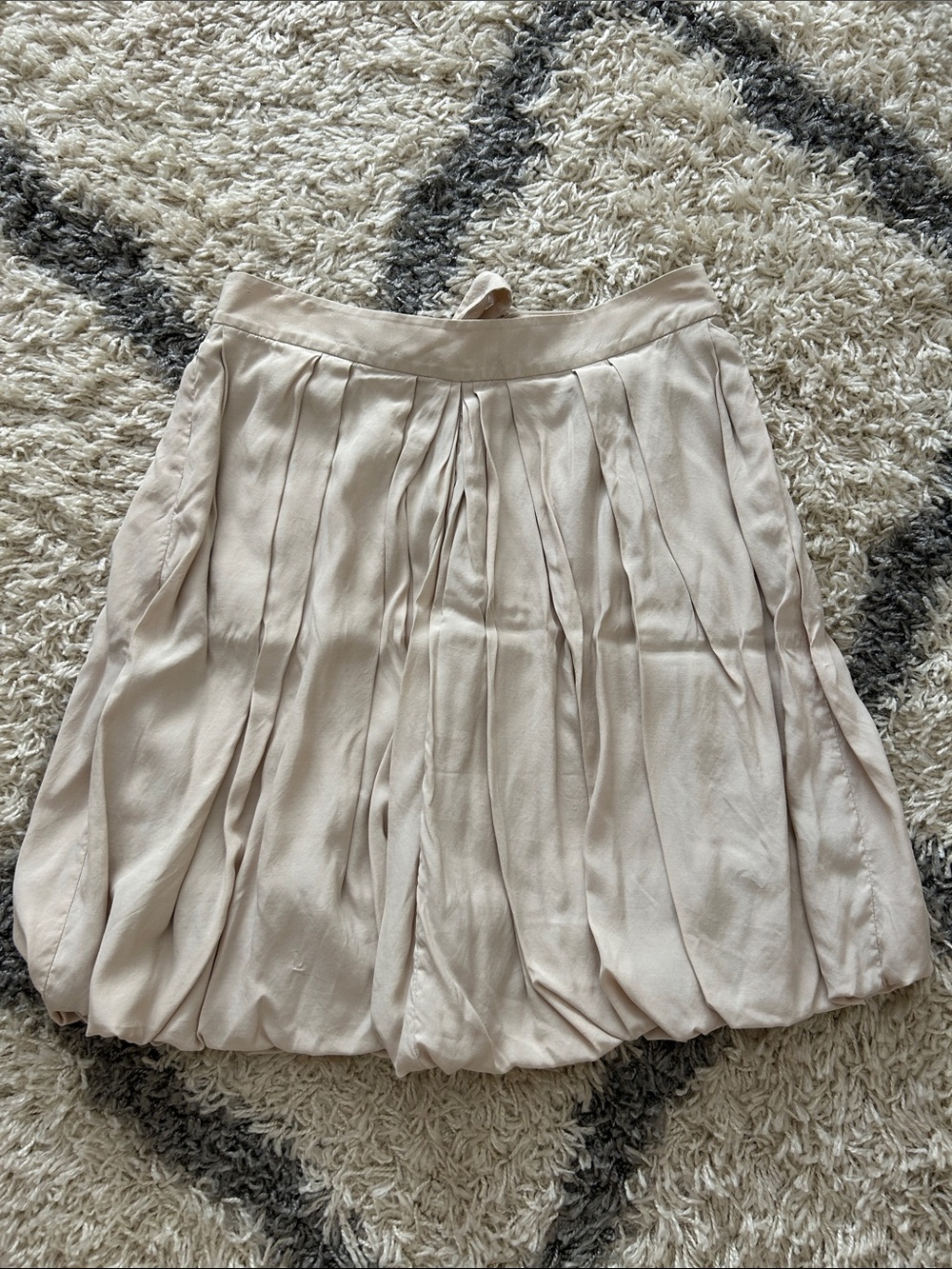 Vintage Club Monaco Soft Cream Bubble-Hem Skater Skirt size 6